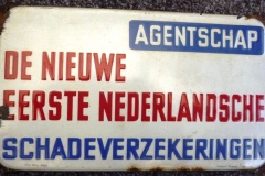 208. DE NIEUWE EERSTE NEDERLANDSCHE SCHADEVERZEKERINGEN