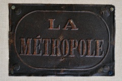 134.LA METROPOLE