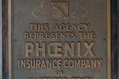 143.PHOENIX INSURANCE COMPANY OF HARTFORD CONN TIN SIGN ON WOOD